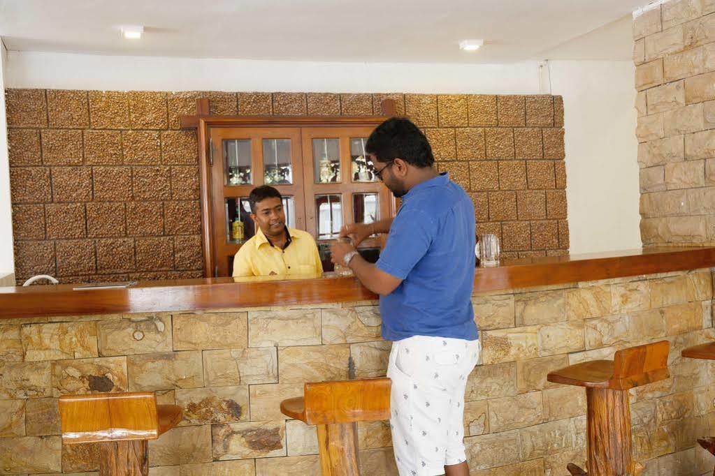 Zand Negombo Ettukala Екстер'єр фото