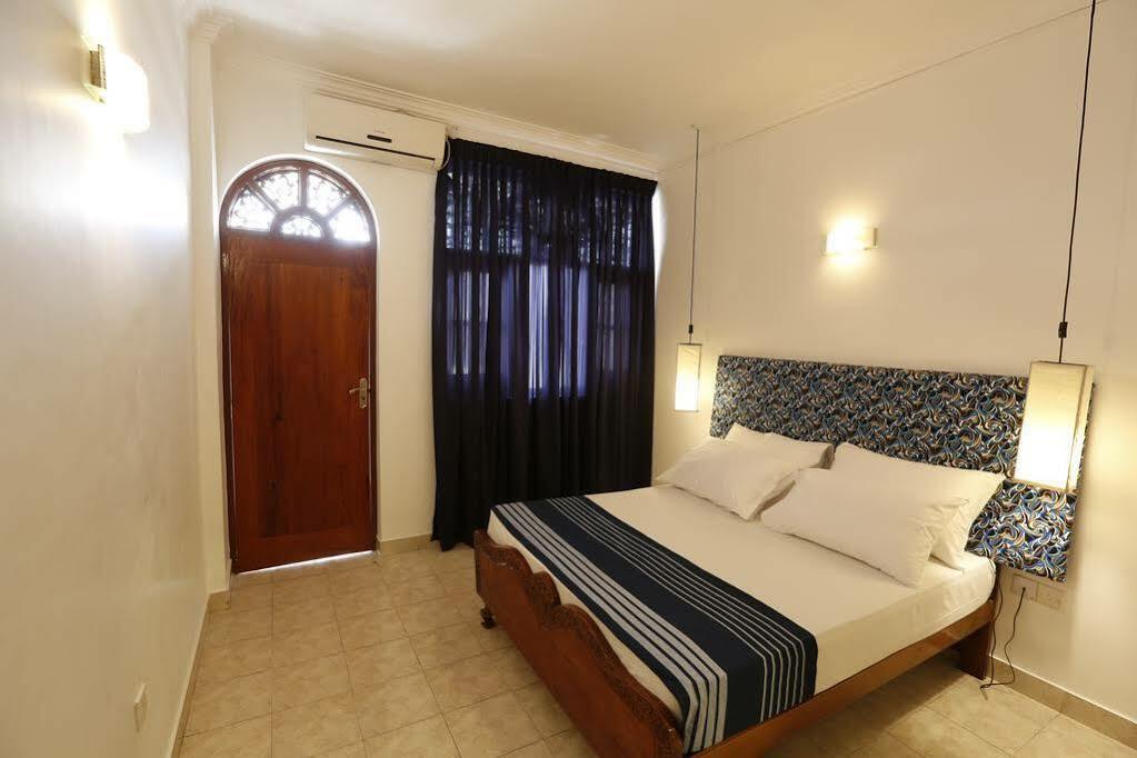 Zand Negombo Ettukala Екстер'єр фото
