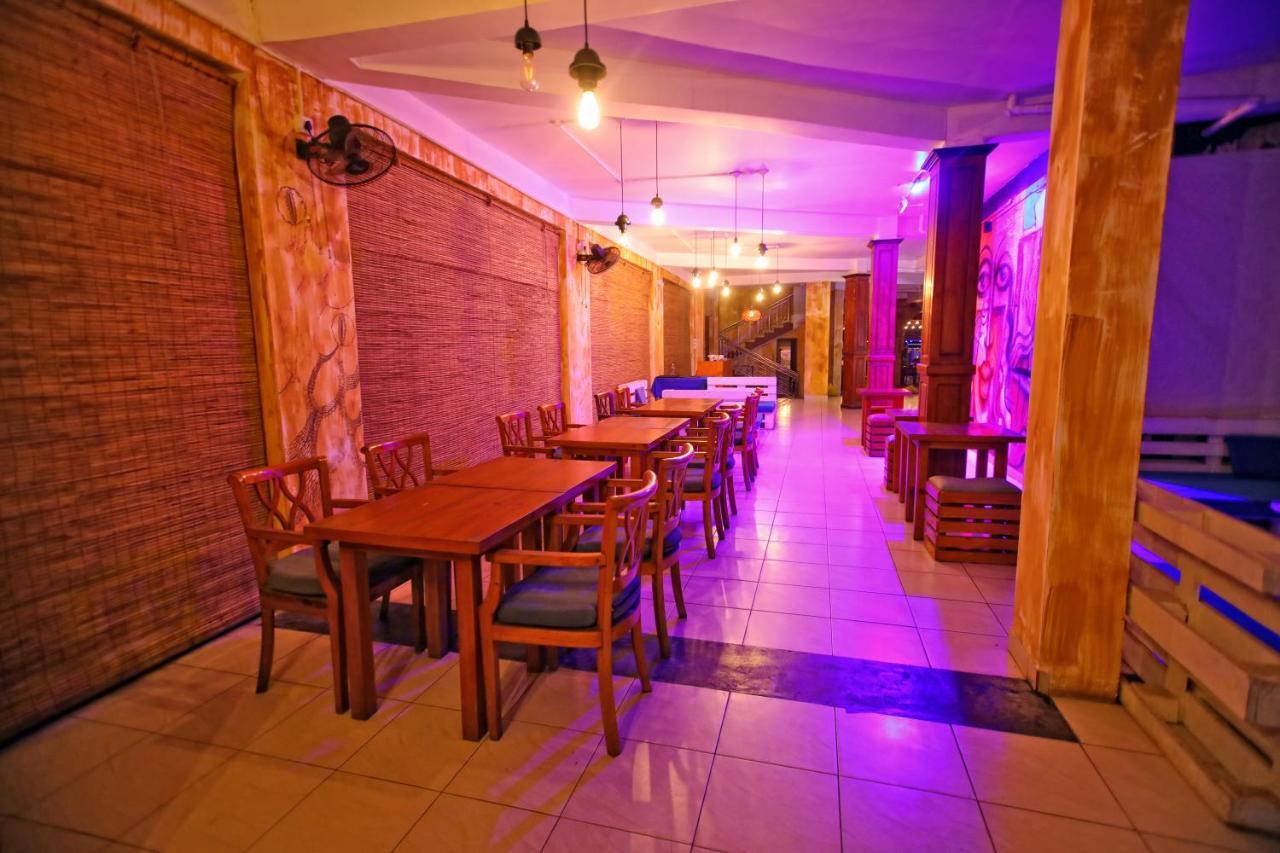 Zand Negombo Ettukala Екстер'єр фото