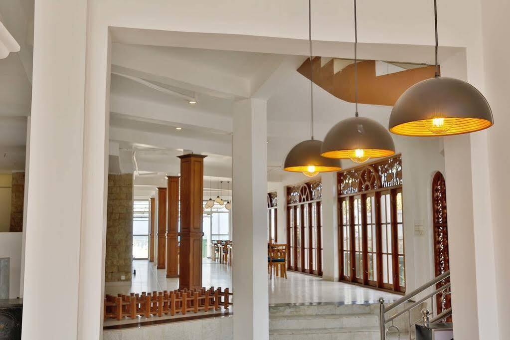 Zand Negombo Ettukala Екстер'єр фото
